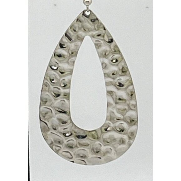 Silver Tone Earrings Hammered Metal Teardrop Dangle Retro 80s Boho Chic - Picture 6 of 6